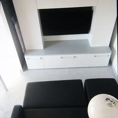 Villa Piscine Indépendante Sans Vis à Vis Et Un Sans Accès Piscine 2 Possibilités Au Choix Avec Wifi